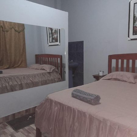 El Bunker 9 Hotel Икитос Екстериор снимка